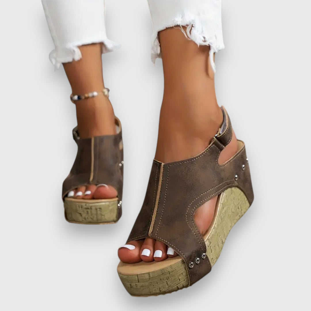 Mia – Vintage platformowe sandały