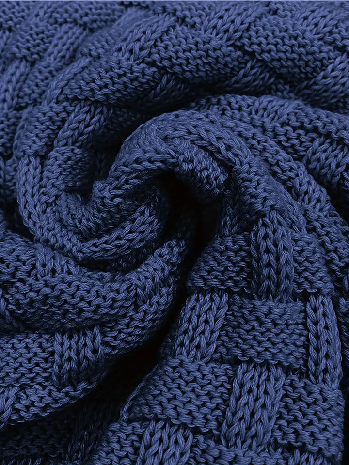 Elías – Stylowy sweter z golfem i guzikami